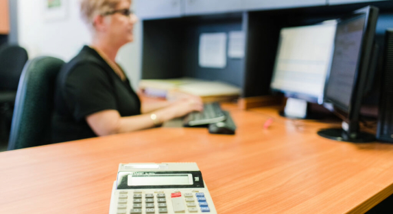 How a Tax Accountant in Brisbane Can Simplify Your Business Finances