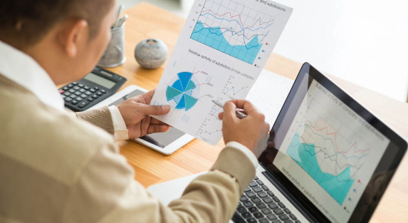 How Accurate Financial Reporting Helps Brisbane Restaurants Grow